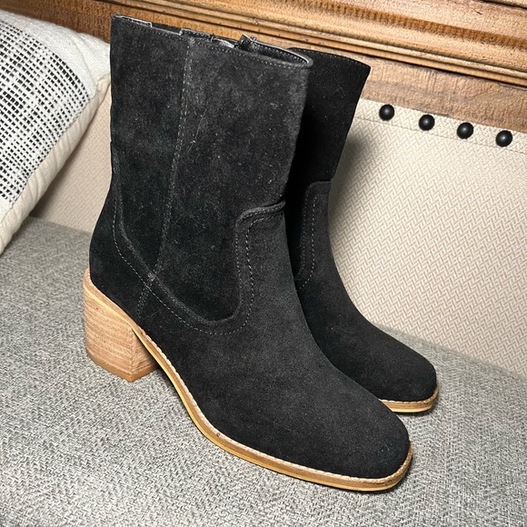 Booties brand new never worn black suede 2.5 heel side zip - Picture 2 of 7